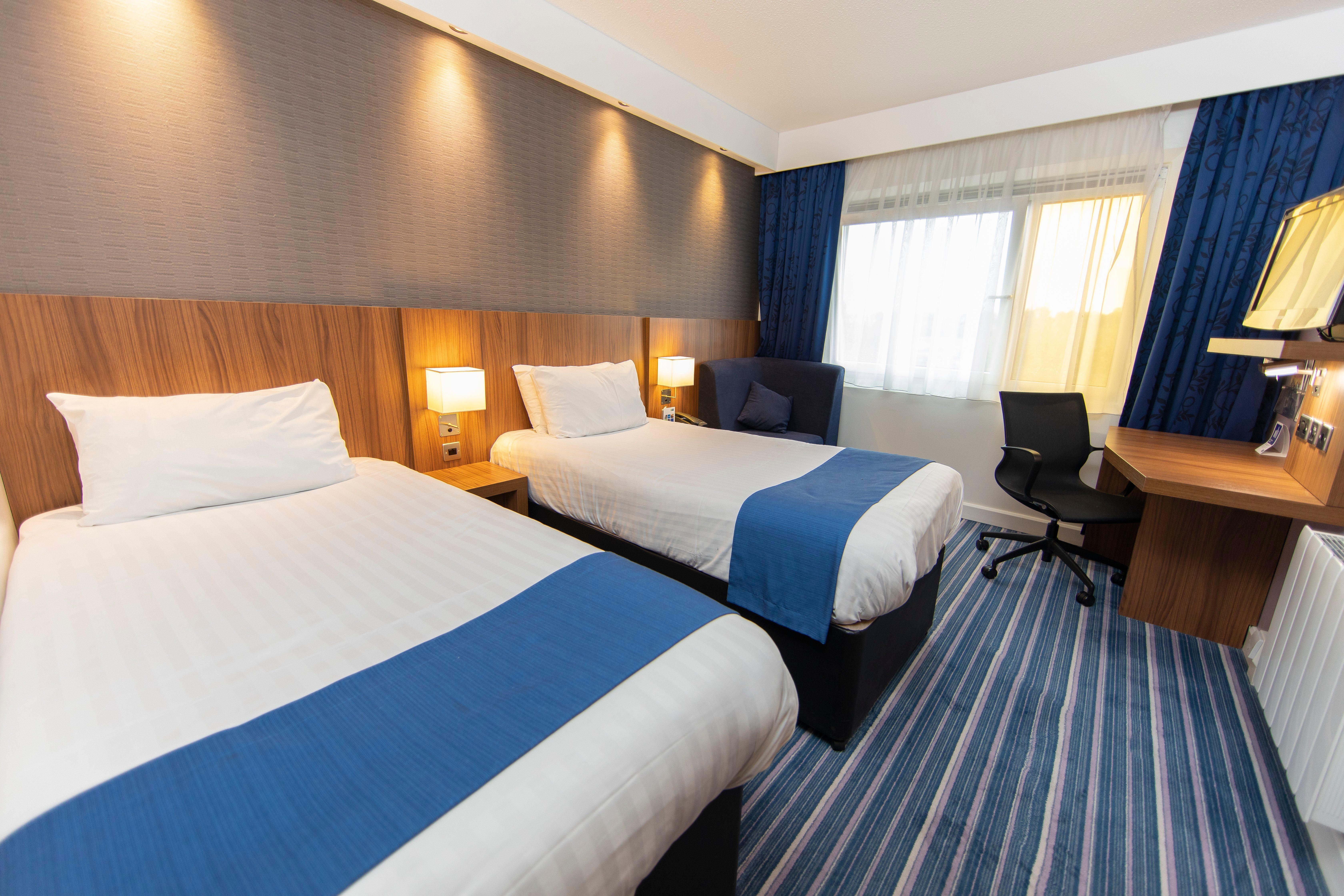 Holiday Inn Express, Chester Racecourse By Ihg Екстер'єр фото