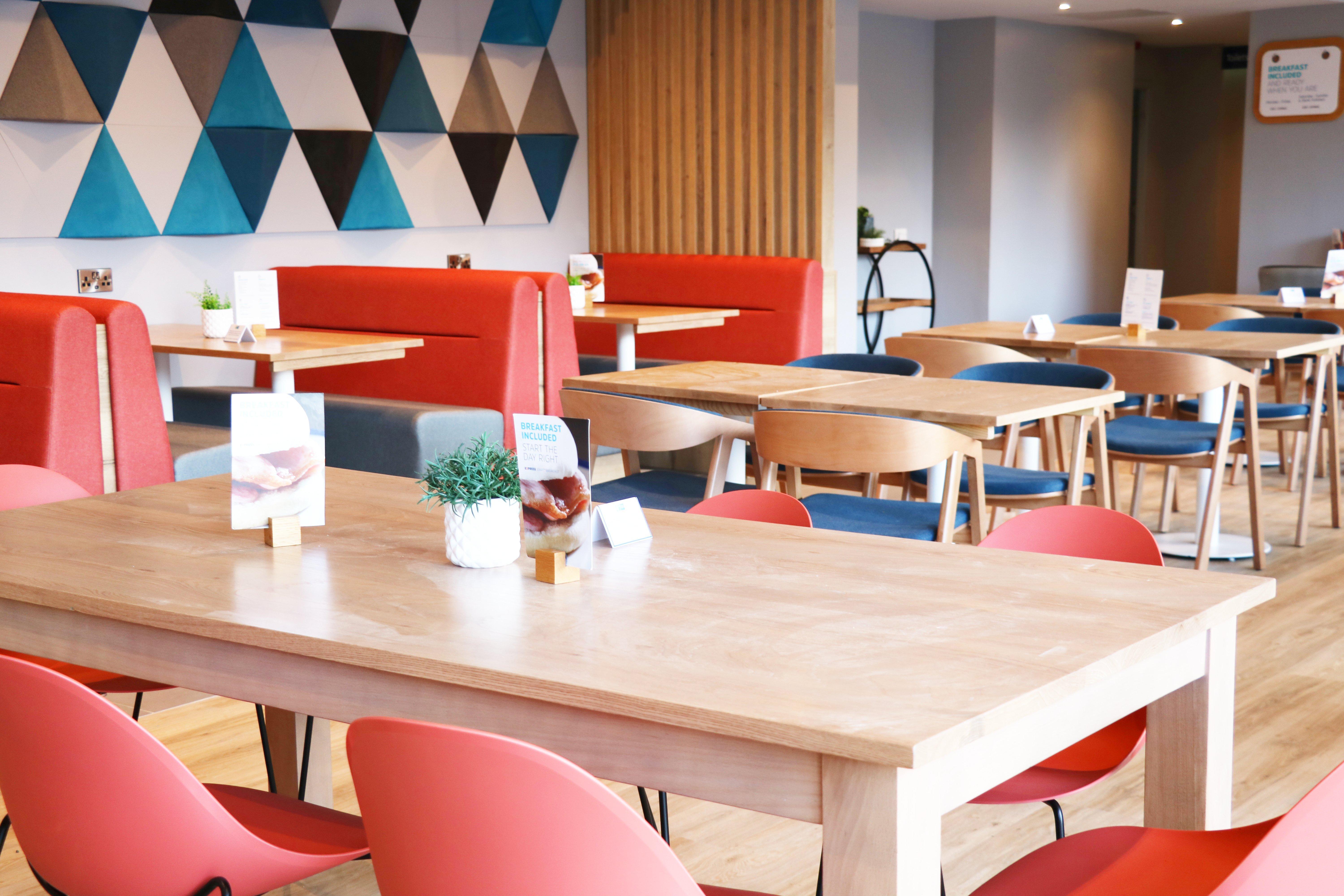 Holiday Inn Express, Chester Racecourse By Ihg Екстер'єр фото