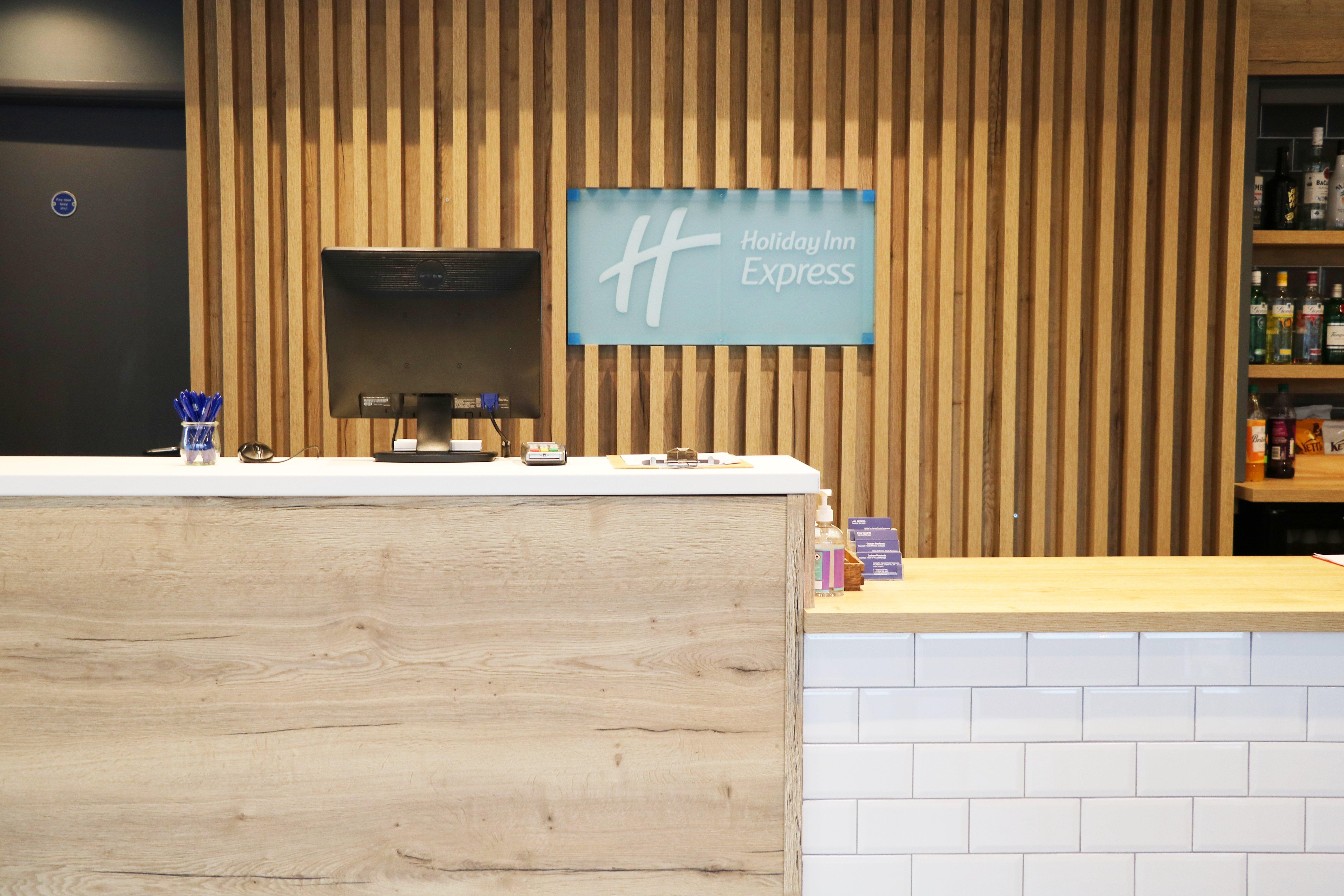 Holiday Inn Express, Chester Racecourse By Ihg Екстер'єр фото